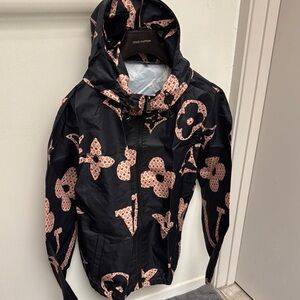 Men’s Wind breaker paper feel Monogram V Jacket Japan slim XL